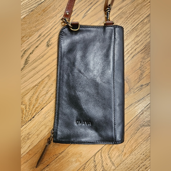 Clava Crossbody Wallet Purse - Picture 2 of 7